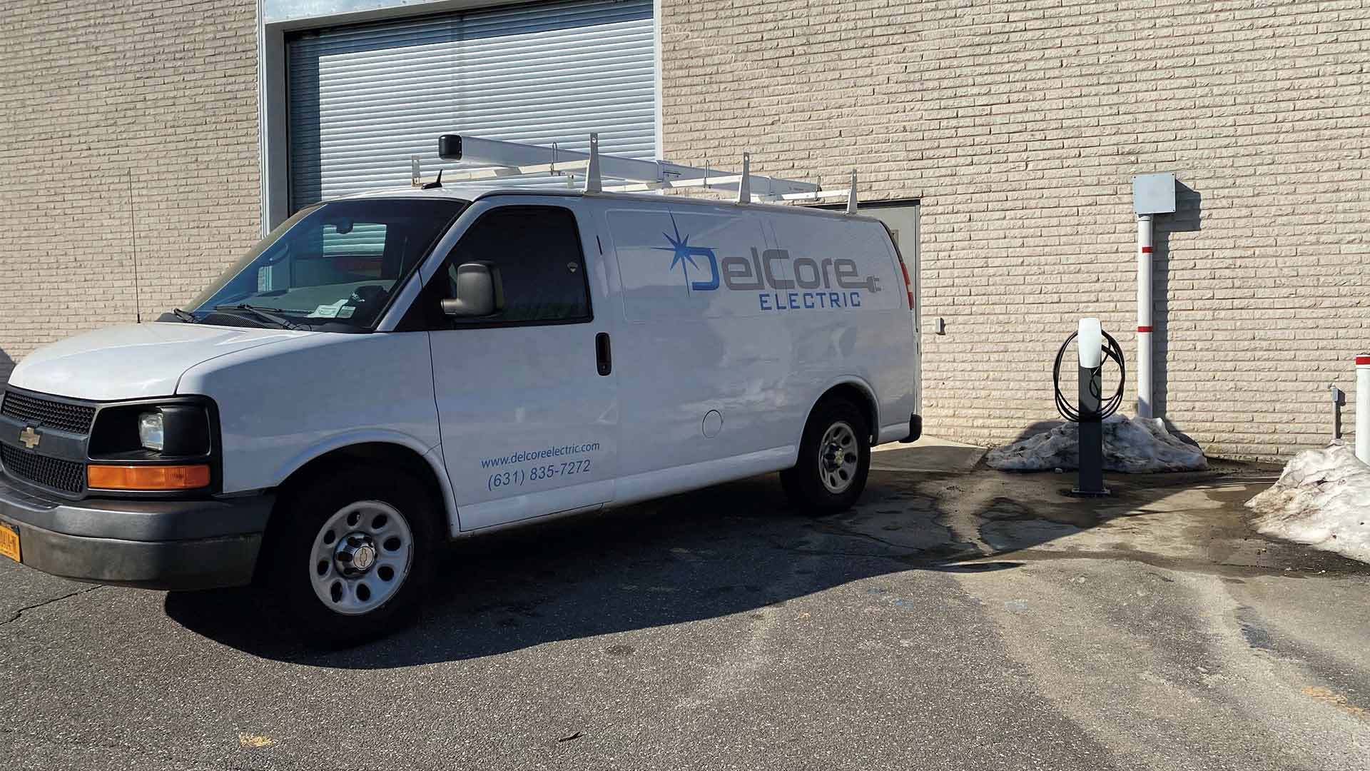 truck parked outside electricty company Bay Shore ny