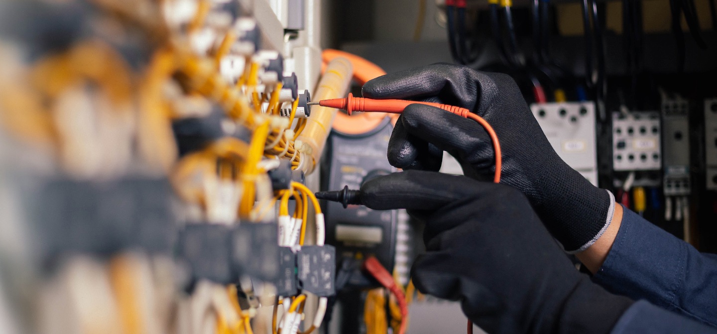 current of power electric line in electical cabinet control bay shore ny